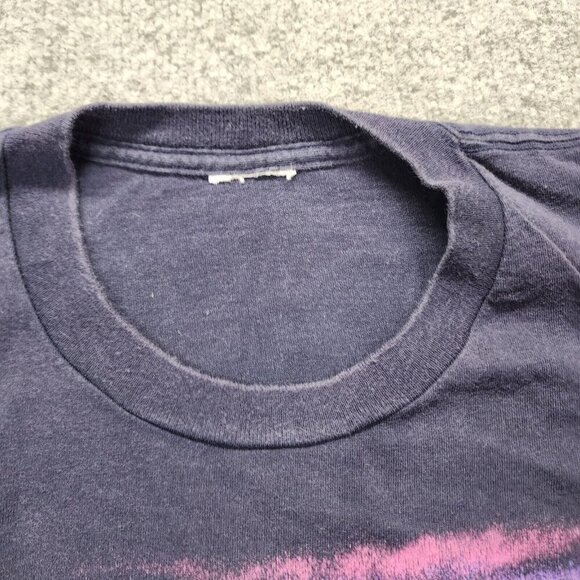 XL Cropped Vtg 90s Hazelwoods Dolphins Sea T-Shirt Made in USA Single Stitch - Picture 7 of 12